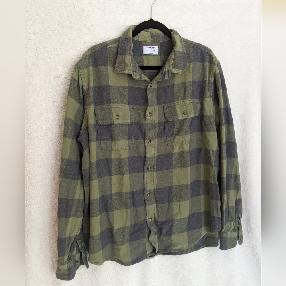 Old Navy XXL Green / Grey Plaid Double Brushed Button Down Long Sleeve Shirt